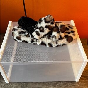 Array Faux Fur Leopard-Print Slide Slippers in Brown and Black